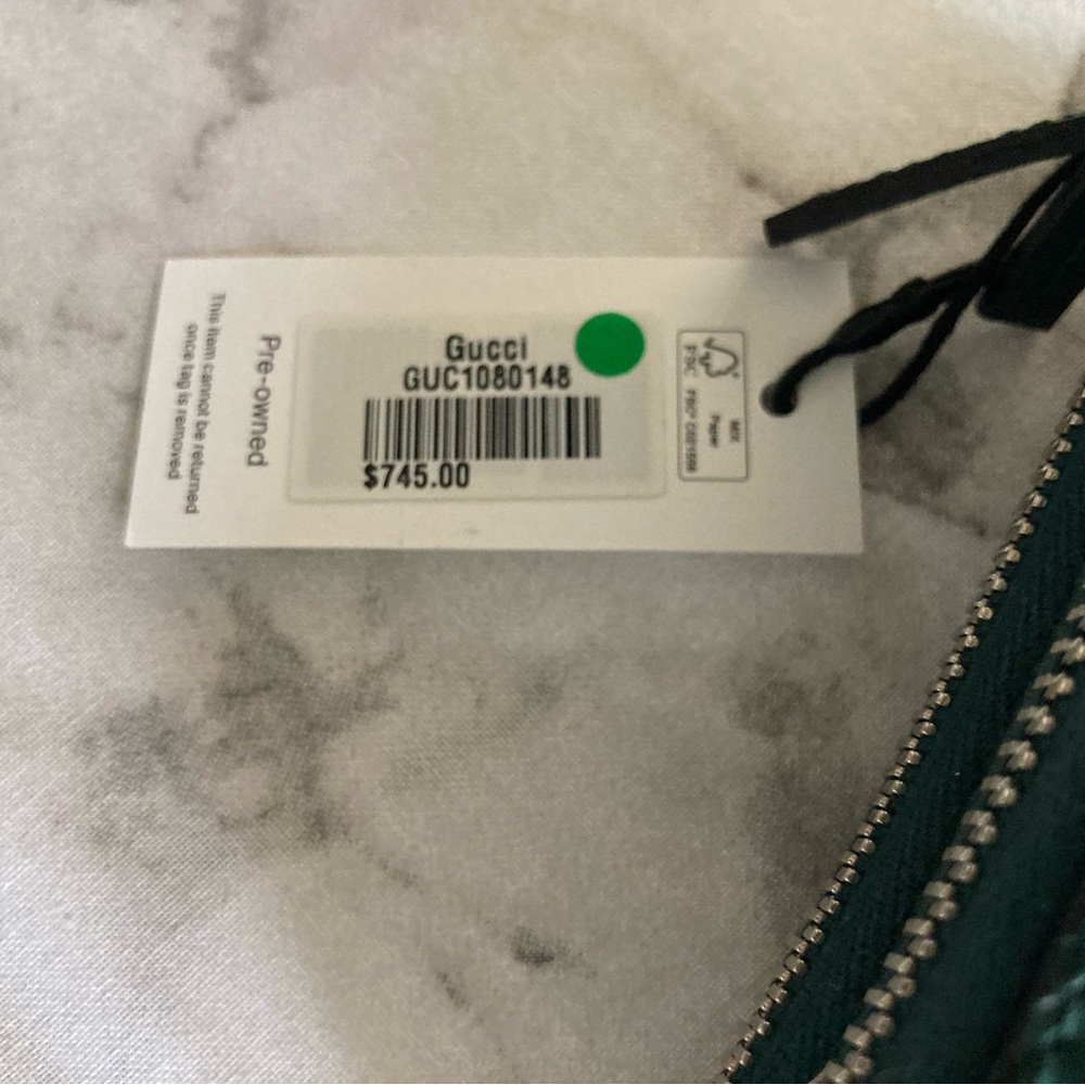 Brand New Gucci zip around clutch wallet - Picture 12 of 13